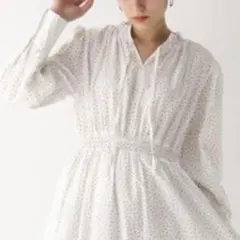 新品　OPAQUE.CLIP ドットプリント シャーリングデザインワンピース　L