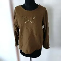 オリーブグリーン 刺繍入りニット 長袖　ELLE