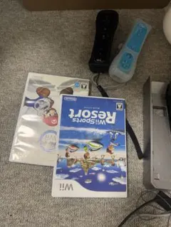 Wii本体とWii Sportsセットあとマリカ