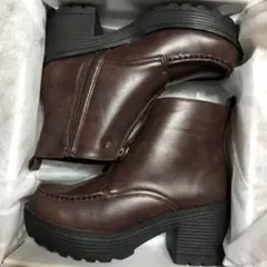 新品 YOSUKE センタージップ 厚底ブーツ ブラウン