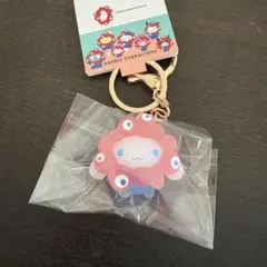 サンリオ　ミャクミャク　キーホルダー　クリア　シナモンロール