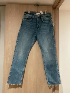 ZARA　ハイウエストジーンズ