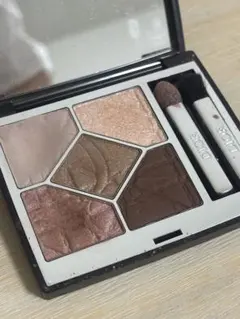 DIOR ディオールショウ サンク クルール 647 シルクトープのサムネイル