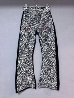 Item thumbnail for item 3f5b8c2f-f117-467c-8974-9f8beb3a4772