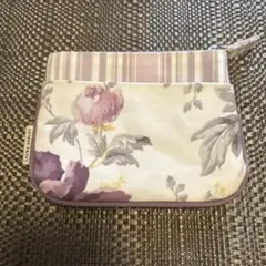 LAURA ASHLEY 花柄コインケース．ティッシュケース