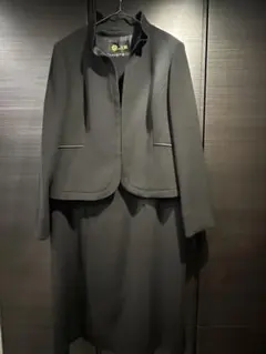 【東京ソワール】ブラックフォーマル アンサンブル　ワンピーススーツ《17号》