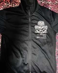 Item thumbnail for item 25325514-7a48-40ea-83db-7a3bf689555c