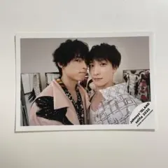 渡辺翔太　松村北斗　セルフィー　公式写真