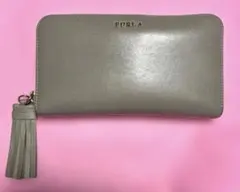 FURLA フルラ 長財布 ラウンドファスナー　フリンジ　 グレー