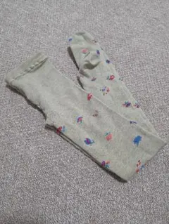 タビオ　花柄タイツ