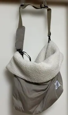 Item thumbnail for item 5b7a2504-97d5-467a-9d96-ca4c6d3636e5