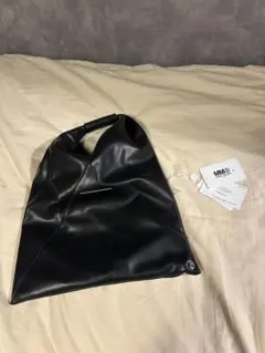 Item thumbnail for item 738f3f57-ca62-475c-9b6a-bda2347cd162