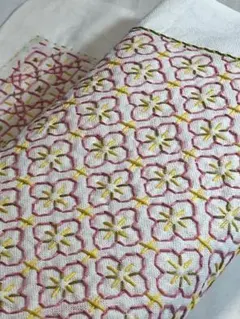 刺し子ふきん完成品　さくらの花