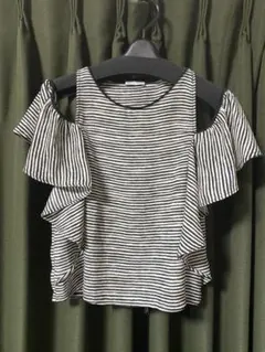 ZARA カットソー