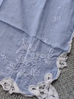 最終値下げ価格！レースと刺繍ハンカチ