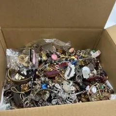 T*s様 アクセサリー　まとめ　メッキ　パール　ネックレス　ブローチ　ジュエリー