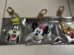 ディズニー　ストア　シークレットチャーム　ミニー　グーフィー　プルート