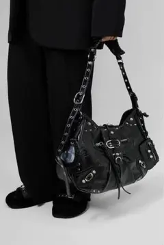 Y2K opium LE CAGOLE xu dog bag ブラック　レザー