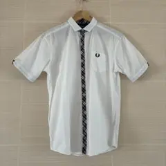 FRED PERRY 半袖シャツ M ホワイトのサムネイル