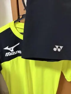 【MIZUNO・YONEX】スポーツウェア２点セットのサムネイル