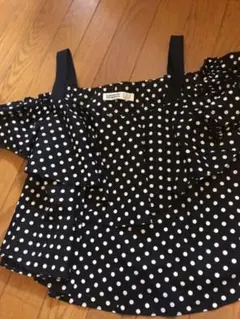 再値下げ！カットソー  新品、肩出し  ZARA