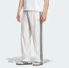 新品未使用 SST トラックパンツ（ジャージ） ホワイト