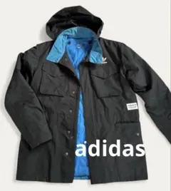 adidas ブラック マウンテンパーカー