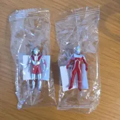 ウルトラマン ウルトラソフビシリーズ ミニチュアスイングマスコット 2種