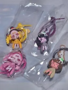 ウィルスイーツ　カラフルマルチチャーム　4種類セット