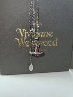 ヴィヴィアンウエストウッド ピンクオーブネックレス
