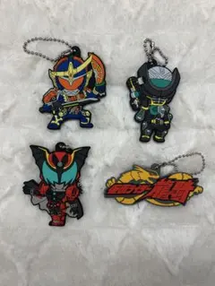 仮面ライダー ストラップ 4個セット