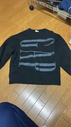 GAP ブラック クルーネックスウェット