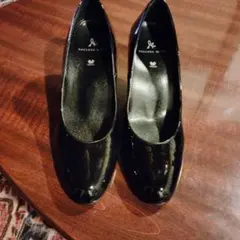 【未使用★最終値下げ】痛くない！エナメルパンプス★サクセスウォーク
