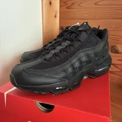 NIKE Air Max 95ESSENTIAL エアマックス 95