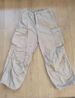 【GU】デニムスーパーワイドカーゴパンツ　ベージュ