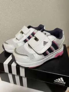 adidas アディダススニーカー 13cm