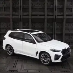 【正規品】BMW X5M ホワイト 1:18 1/18 モデルカー ミニカーのサムネイル
