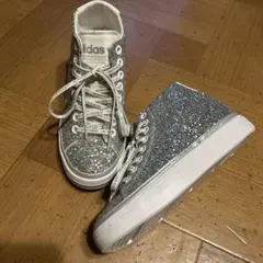adidas グリッター スニーカー　シルバー 24.5㎝