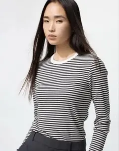 【新品】試着のみ　UNIQLO ソフトリブT
