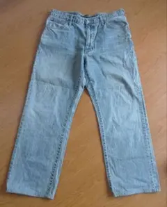 Wrangler ストレートデニム