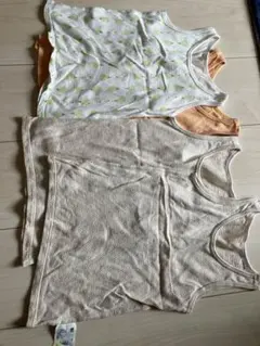 UNIQLO 綿100% 肌着　4枚セット 100cm