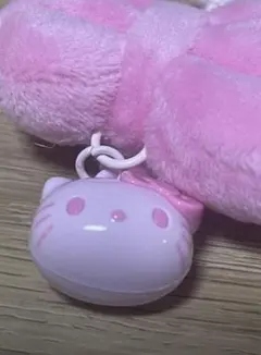 Sanrio Hello Kitty リボン型キーホルダー