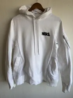 Item thumbnail for item 102d1bab-83ea-4ceb-b6c7-056f2537c33d