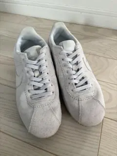 Nike コルテッツ ホワイト スエード スニーカー
