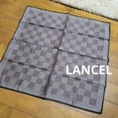 ★美品★ LANCEL ブラウン系 チェック柄 ハンカチ 約45cmのサムネイル
