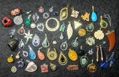 多様なデザイン ペンダントトップ チャーム等 アクセサリー大量 #100-7