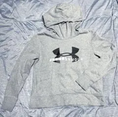 Under Armour グレー フード付きパーカー
