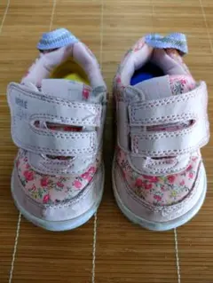 ＩＦＭＥ　ベビーシューズ　花柄　13.5cm