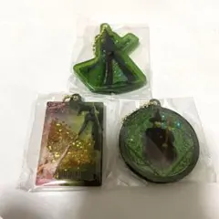 ウィキッド ガチャ エルファバ グリンダ