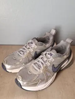 25cm NIKE V2K RUN 실버 HJ4497-002